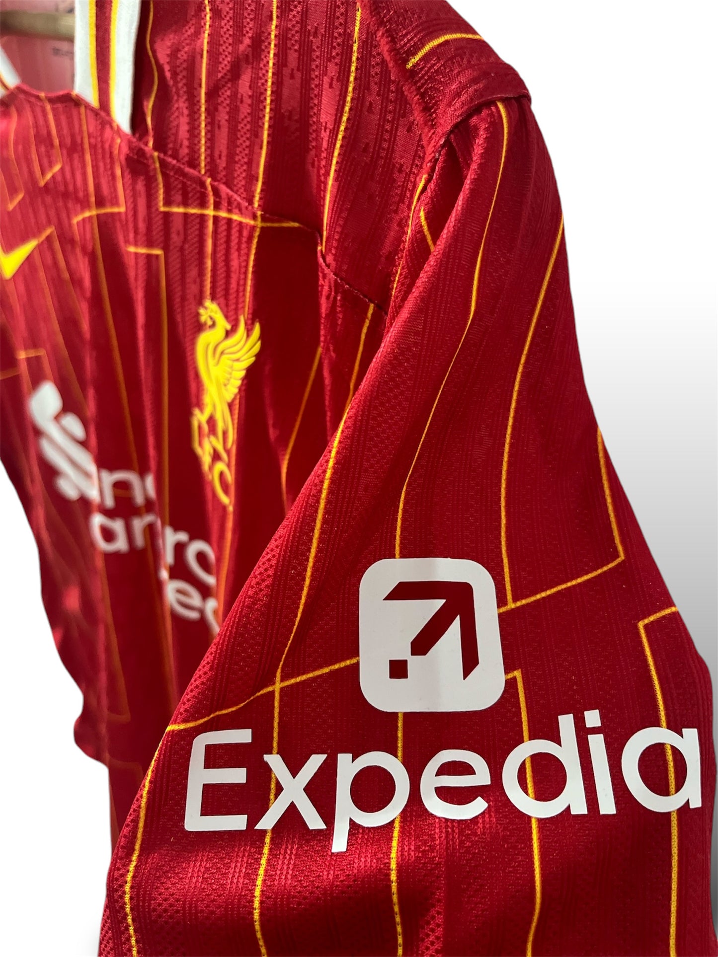 Salah, Liverpool Home 2024/25