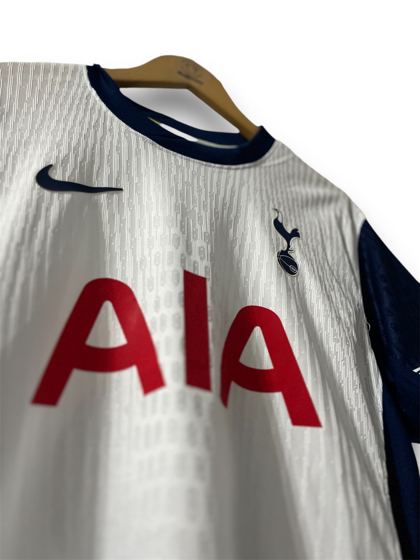 Dragusin, Tottenham Home 2024/25