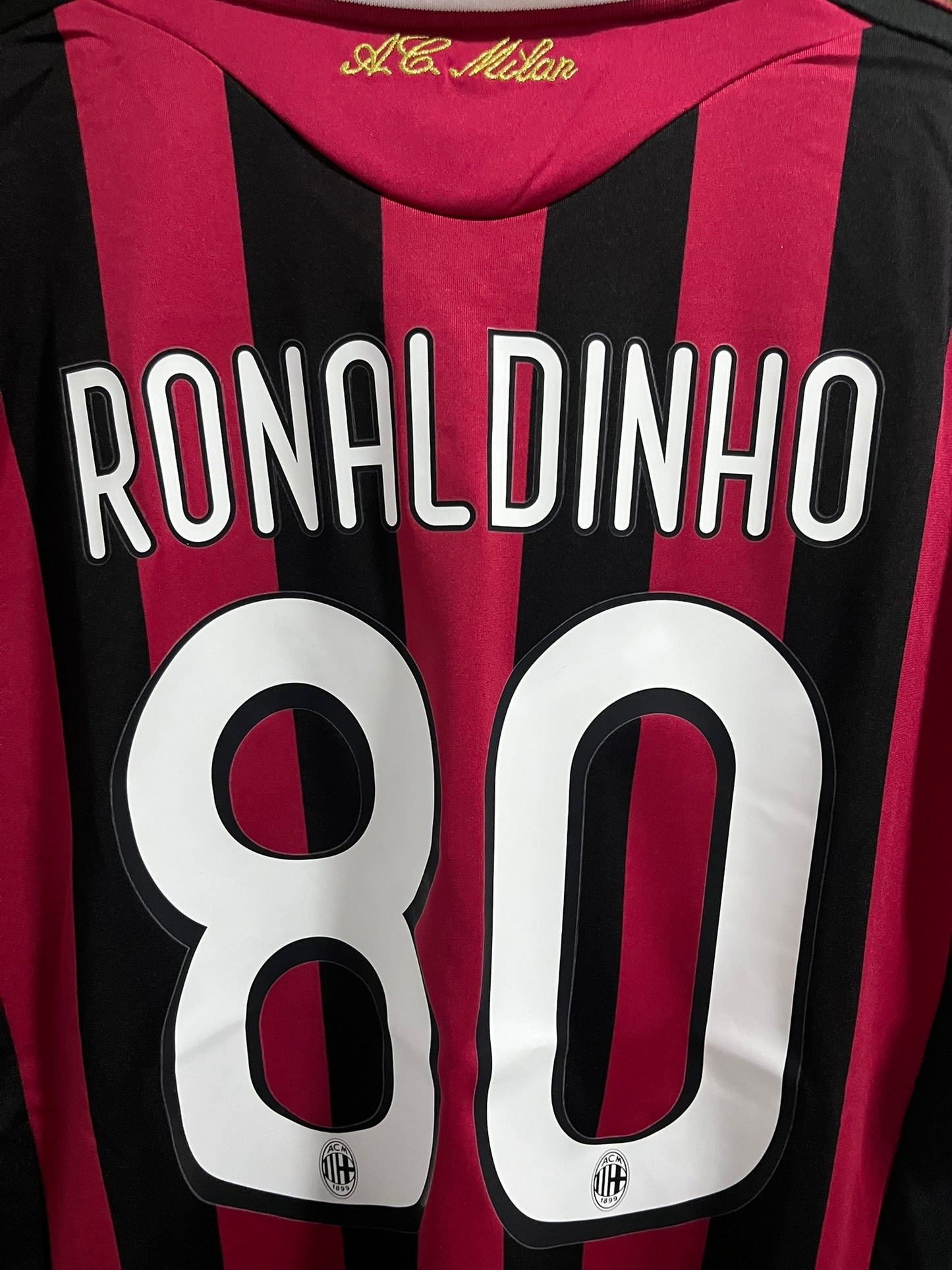 Ronaldinho, AC Milan Home 2009/10